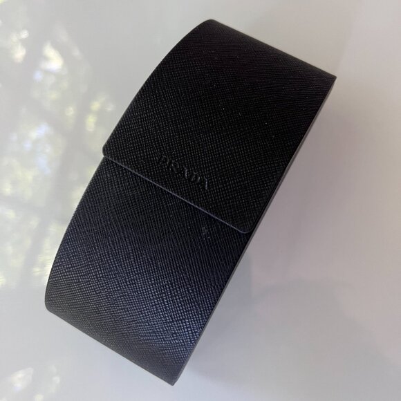 Prada PRA60S 1AB5S0 BRAND NEW Sunglasses Black Dark Grey Rectangle Unisex - Picture 4 of 4